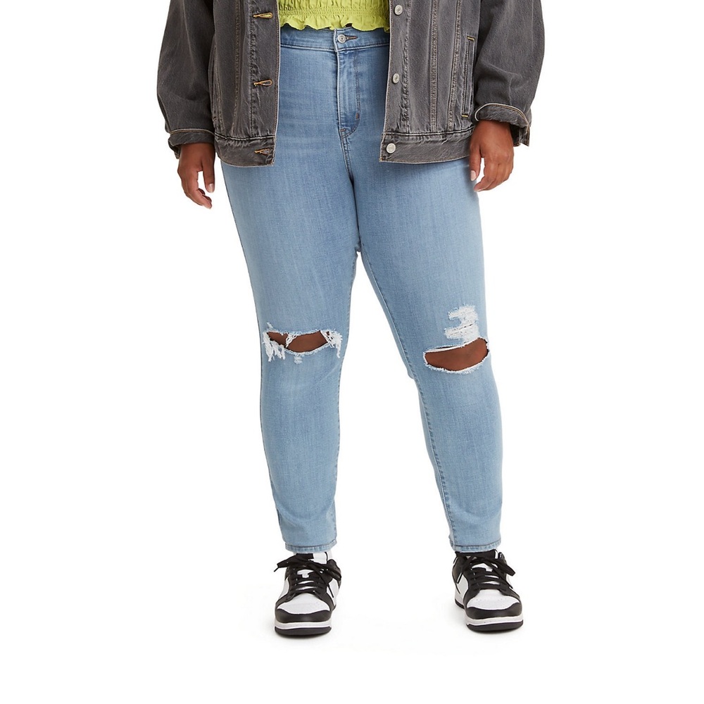 Levi’s 721 High Rise Skinny Plus Size Women's Light Blue Distressed Jeans